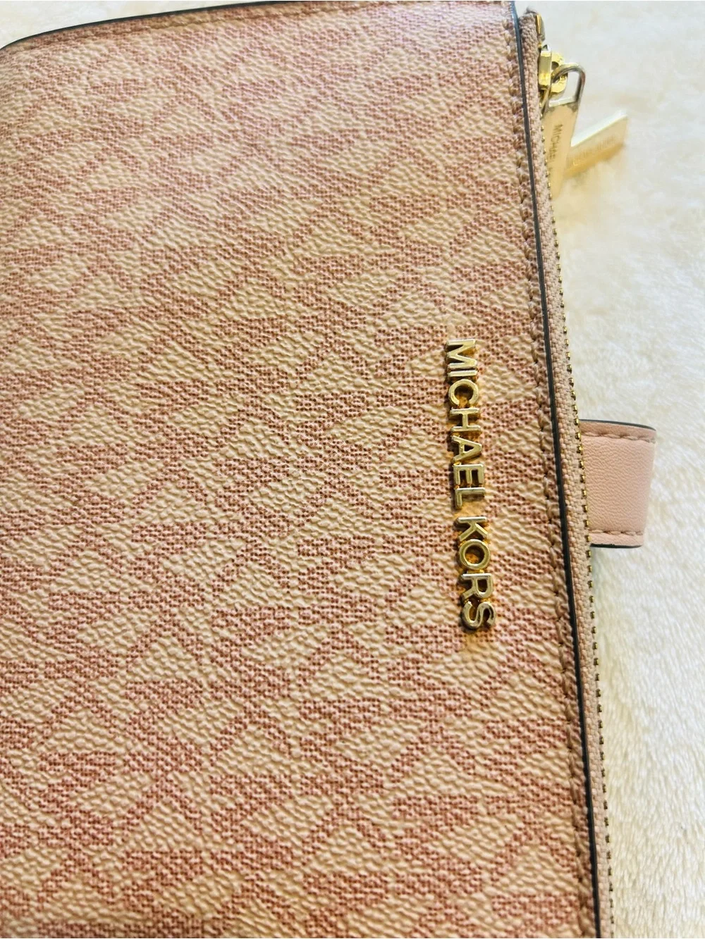 NWT Michael Kors Jet Set Double Zip Smartphone Blush Pink Logo Zip Wristlet